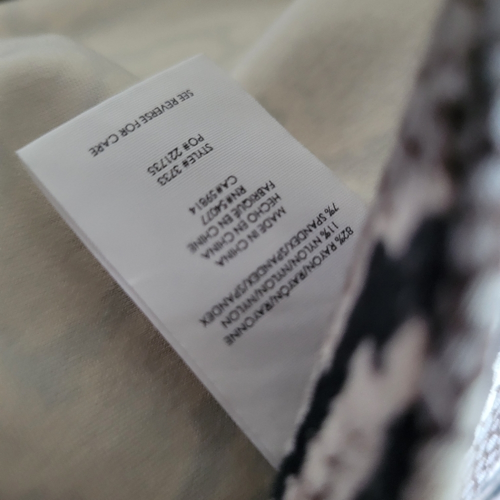 CAbi Samantha python blazer Snake Print Animal Si… - image 4